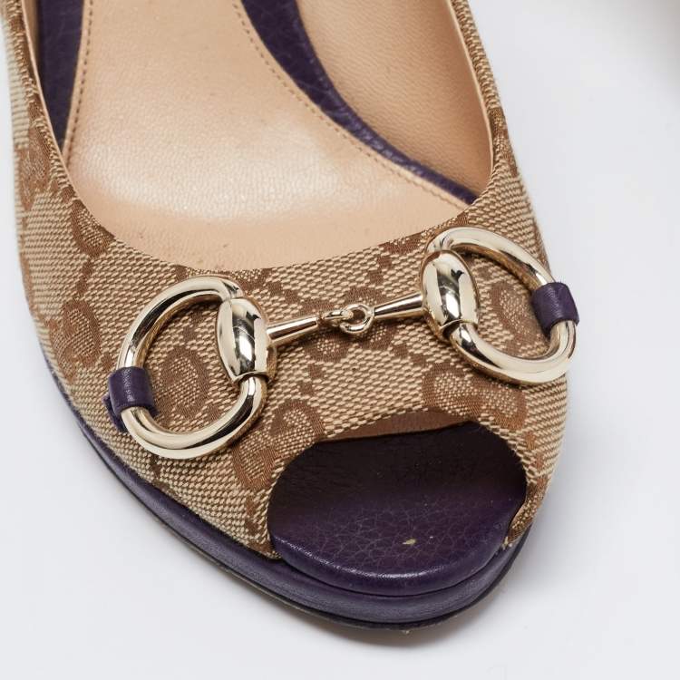 Pre Owned Gucci Brown/Beige GG Canvas Hollywood Horsebit Platform Peep Toe Pumps Size 37