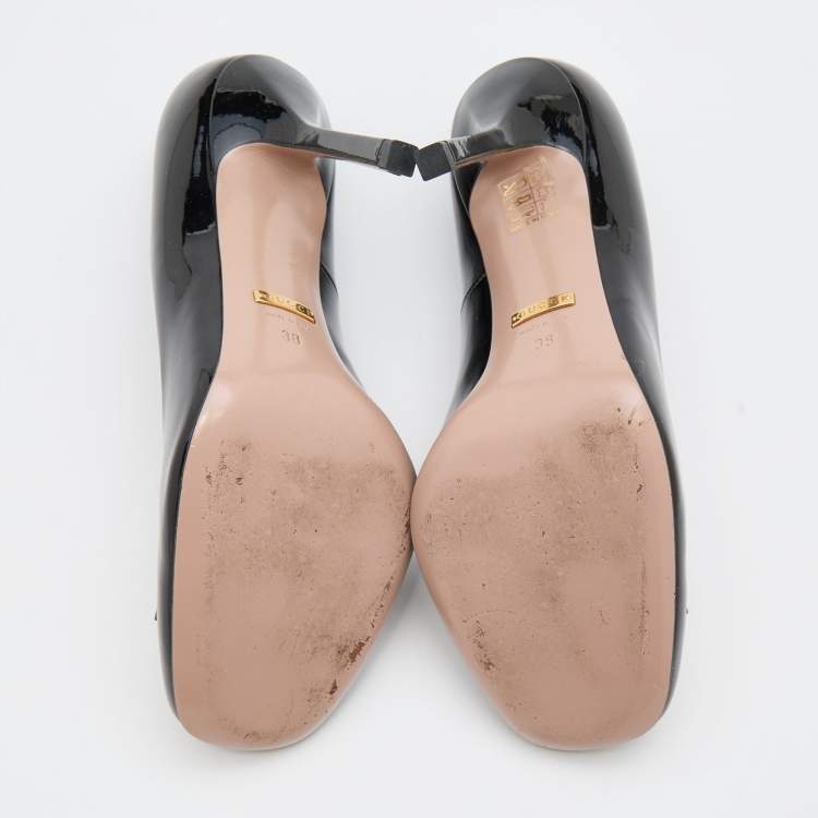 مملوكة مسبقًا Gucci Black Patent Leather Jolene Horsebit Pumps Size 38