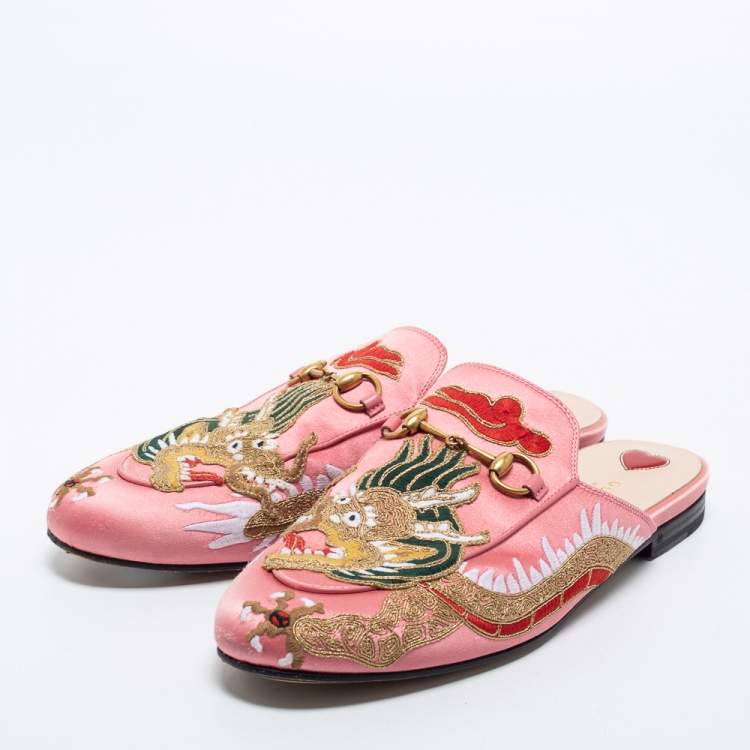 Gucci Pink Satin Dragon Embroidery Princetown Flat Mules Sie 39.5 Gucci TLC