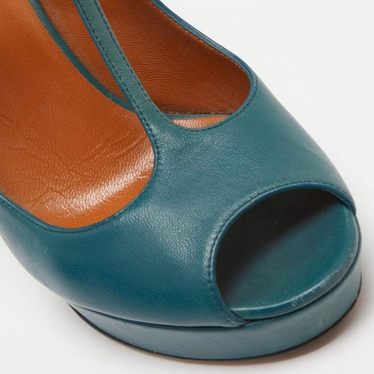 Pre Owned Gucci Teal Leather Betty T-Strap Platform Pumps Size 38
