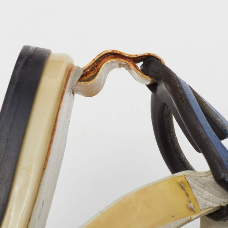 Pre Owned Gucci Beige Patent Leather Interlocking G Thong Flat Sandals Size 35