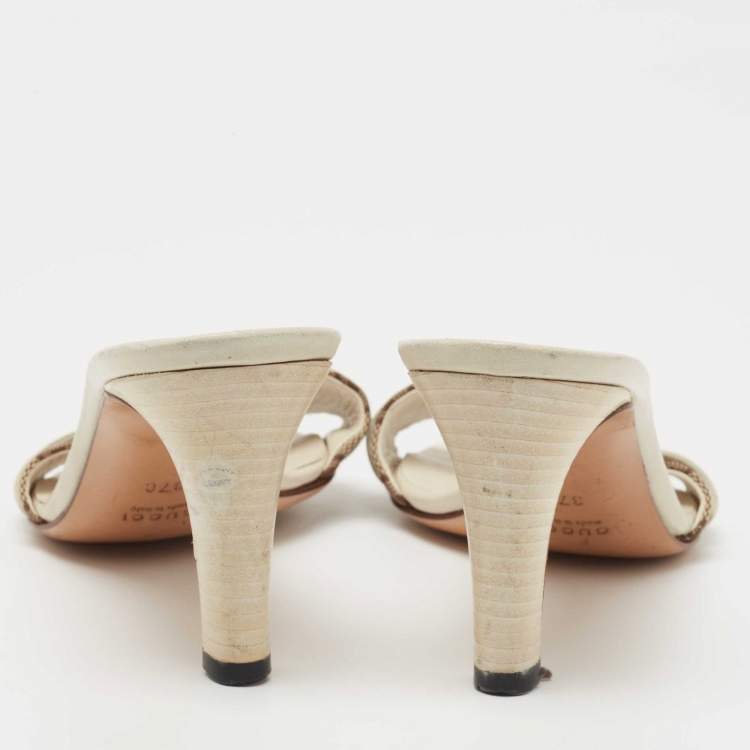 Pre Owned Gucci Off White Leather and GG Canvas Buckle Detail Slide Sandals Size 37