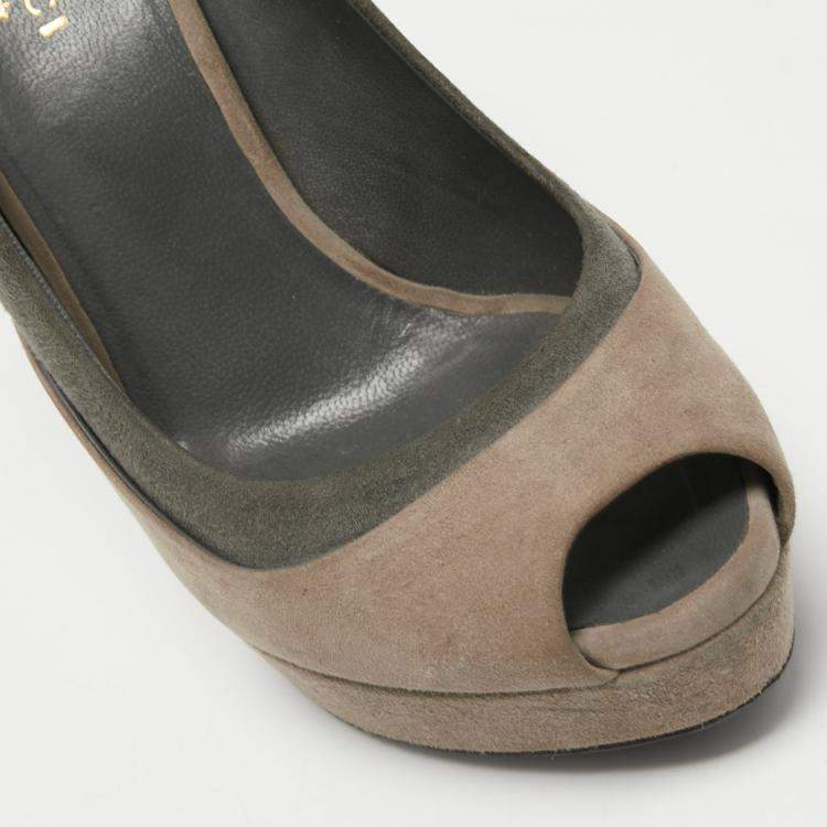 مملوكة مسبقًا Gucci  Multicolor Suede Tricolour Peep Toe Platform Pumps Size 36
