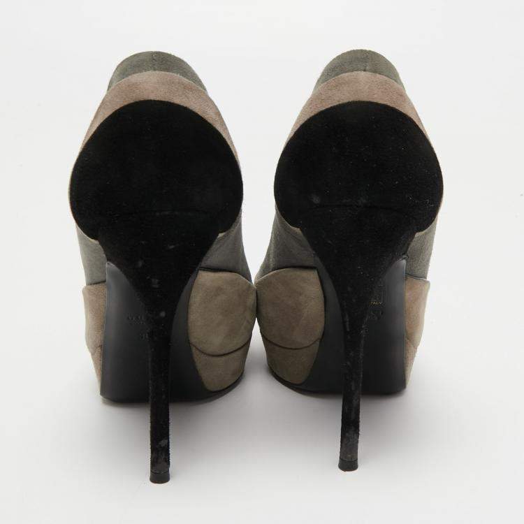 مملوكة مسبقًا Gucci  Multicolor Suede Tricolour Peep Toe Platform Pumps Size 36