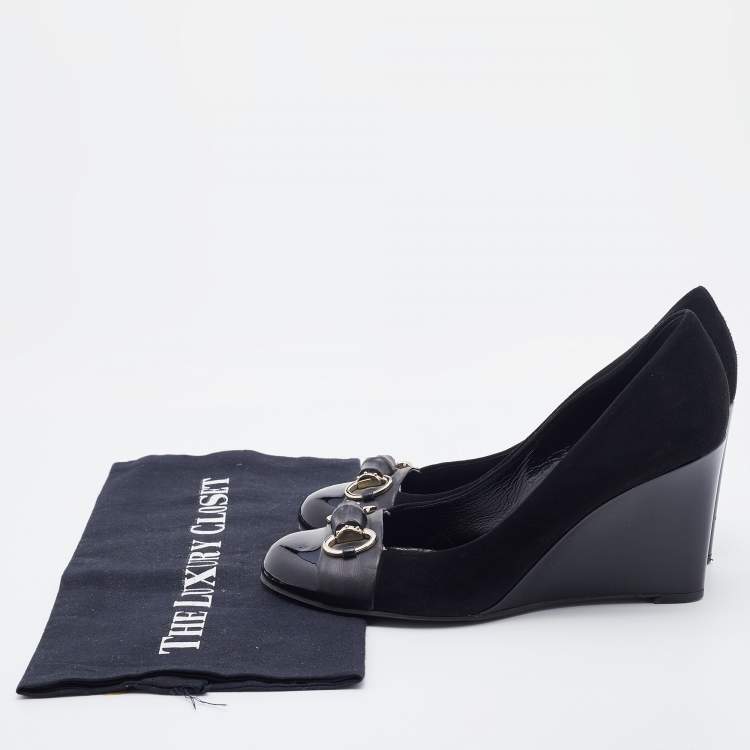 Pre Owned Gucci Black Suede and Patent Leather Horsebit Wedge Pumps Size 37.5