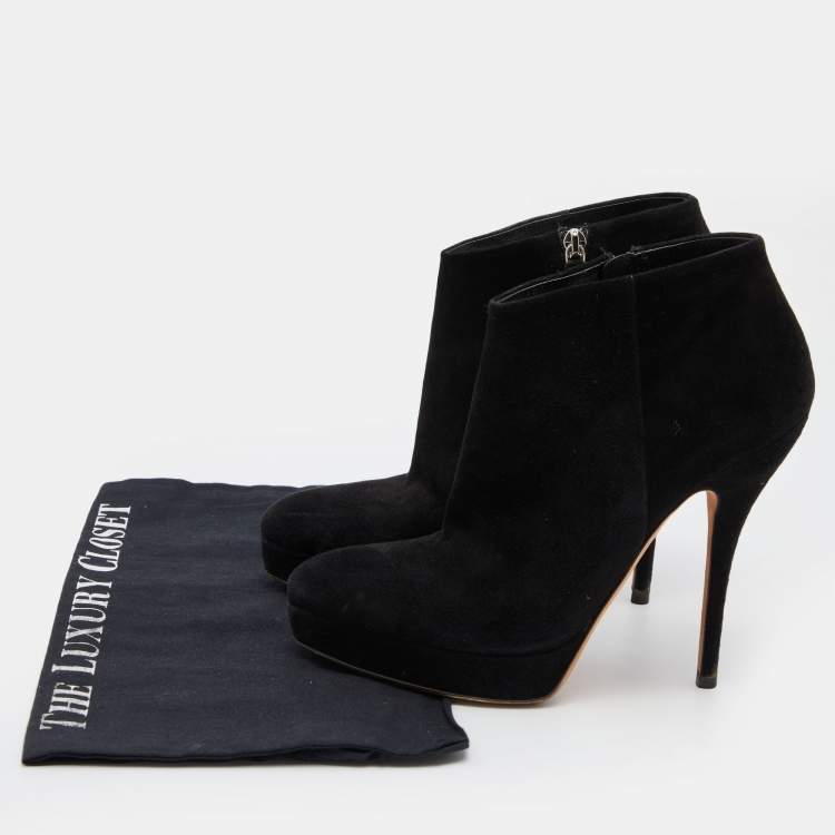 Pre Owned Gucci Black Suede Ankle Length Platform Boots Size 37