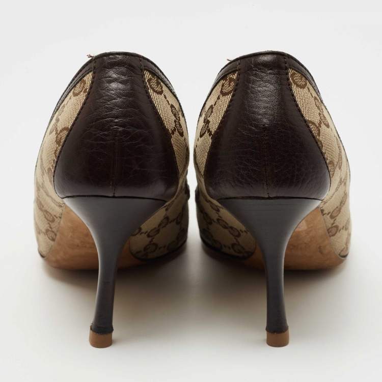 Pre Owned Gucci Brown/Beige GG Canvas and Leather Icon Bit Peep Toe Pumps Size 35.5