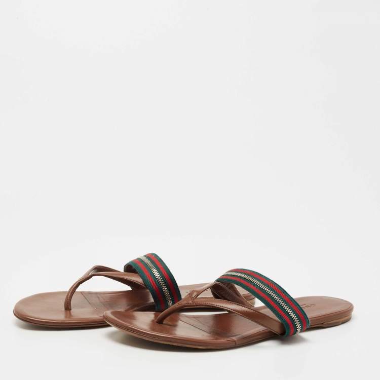Pre Owned Gucci Brown Leather and Canvas Web Thong Flats Size 37.5