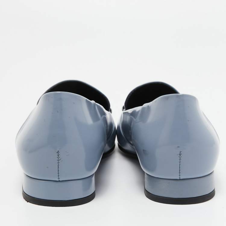 Pre Owned Gucci Light Blue Glossy Leather Horsebit Loafers Size 37.5