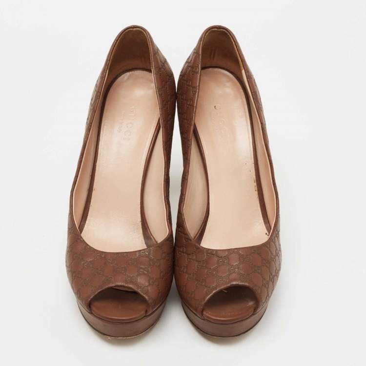 Pre Owned Gucci Brown Microguccissima Leather Peep Toe Platform Pumps Size 37.5
