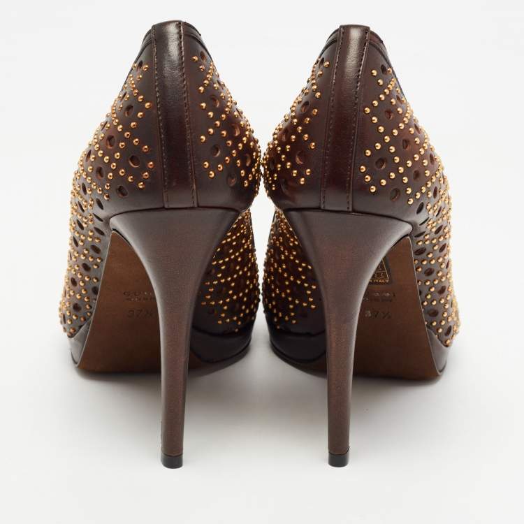 Pre Owned Gucci Brown Leather New Hollywood Studded Horsebit Peep Toe Pumps Size 37.5