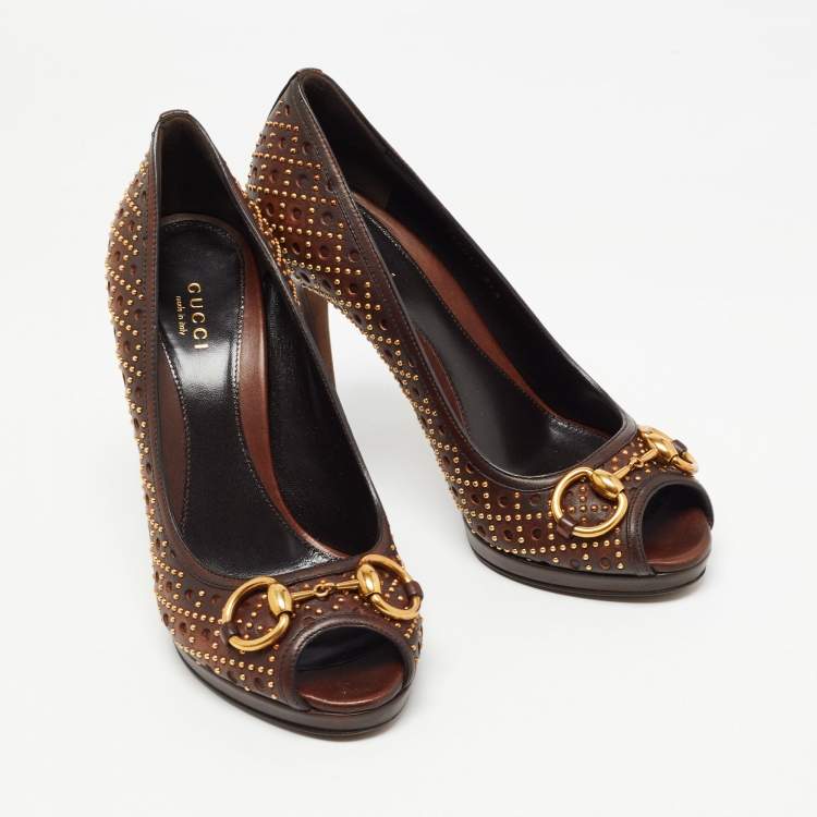 Pre Owned Gucci Brown Leather New Hollywood Studded Horsebit Peep Toe Pumps Size 37.5