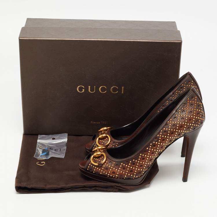 Pre Owned Gucci Brown Leather New Hollywood Studded Horsebit Peep Toe Pumps Size 37.5
