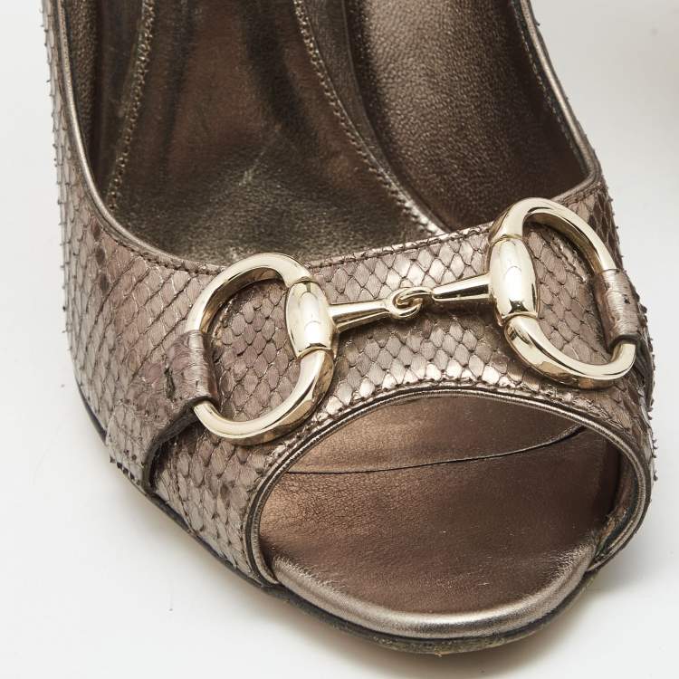 Pre Owned Gucci Metallic Bronze Python Leather Horsebit Peep Toe Pumps Size 37.5