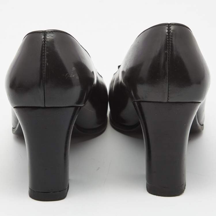 Pre Owned Gucci Dark Grey Leather Loafer Pumps Size 37.5