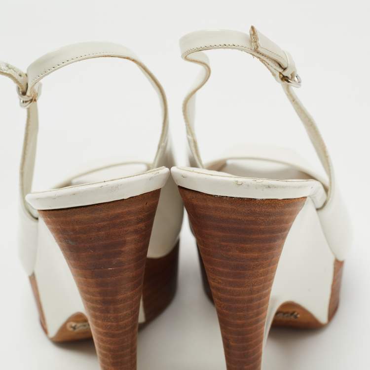 Pre Owned Gucci White Leather Wooden Wedge Slingback Sandals Size 38