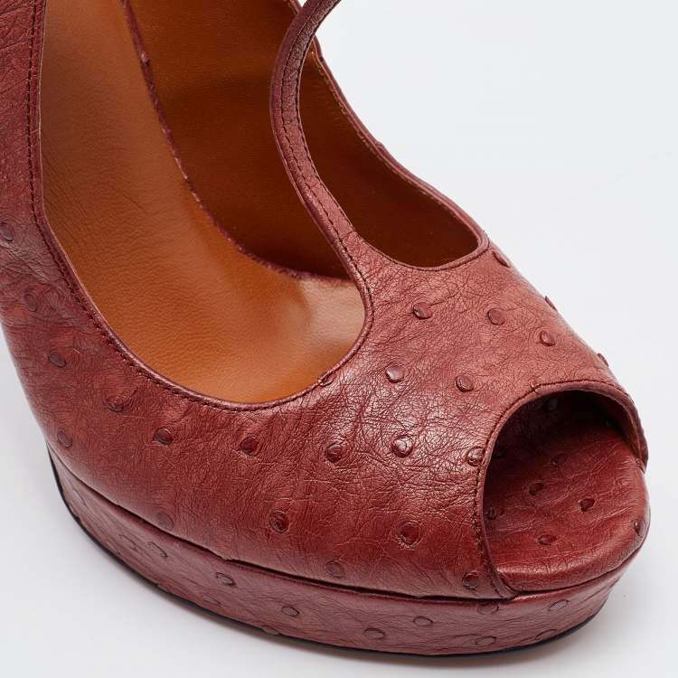 Pre Owned Gucci Rust Ostrich Betty T-Strap Platform Pumps Size 38