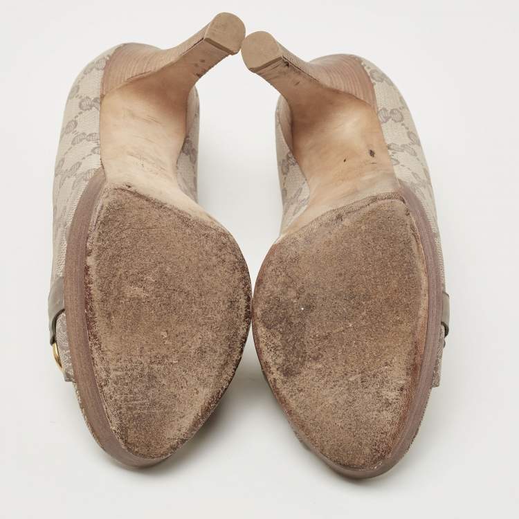 Pre Owned Gucci Beige GG Canvas Horsebit Peep Toe Pumps Size 37.5