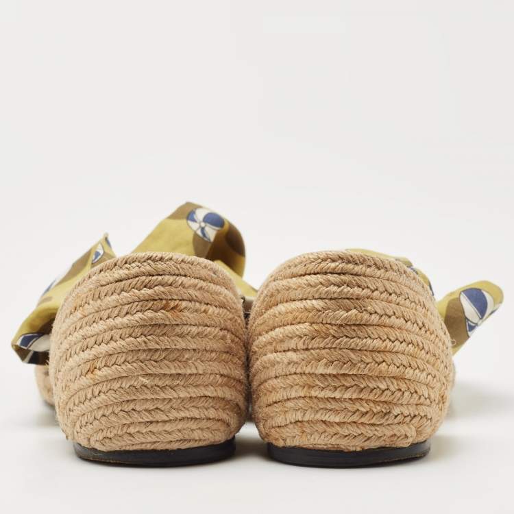 Pre Owned Gucci Black/Yellow Patent and Tie Up Ribbon Espadrilles Size 37
