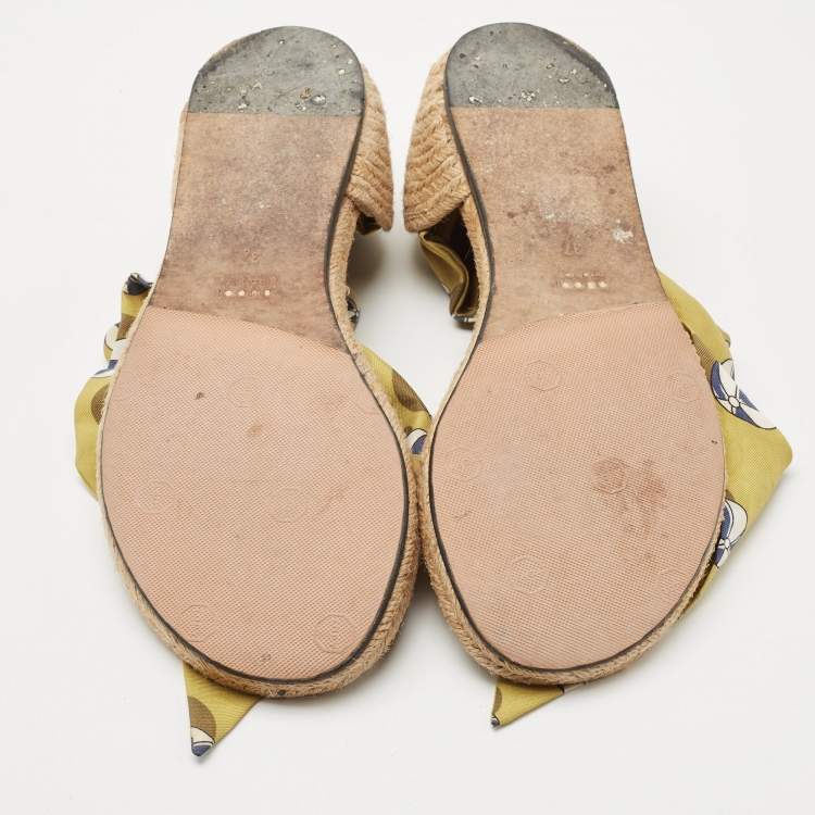 Pre Owned Gucci Black/Yellow Patent and Tie Up Ribbon Espadrilles Size 37