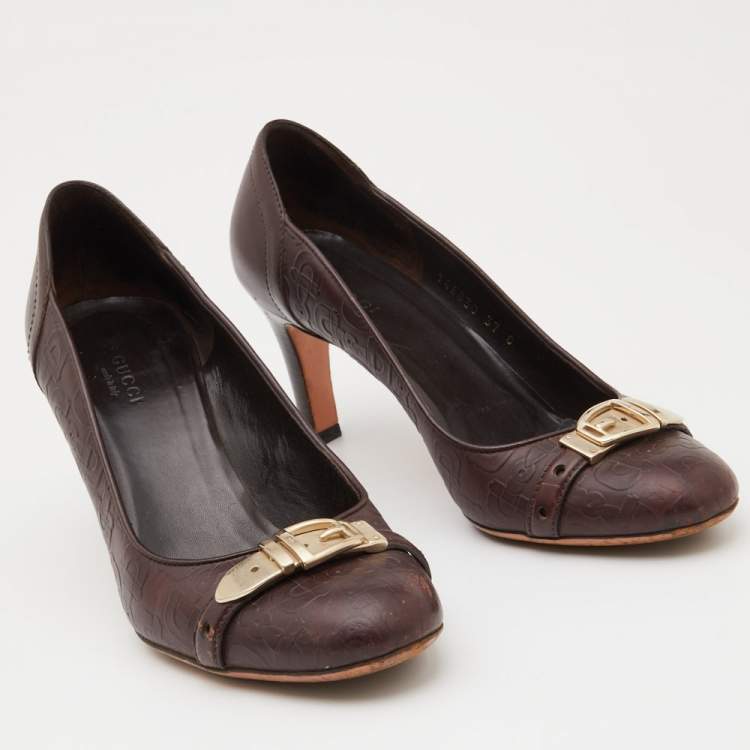 Pre Owned Gucci Brown Embossed Leather Buckle Pumps Size 37