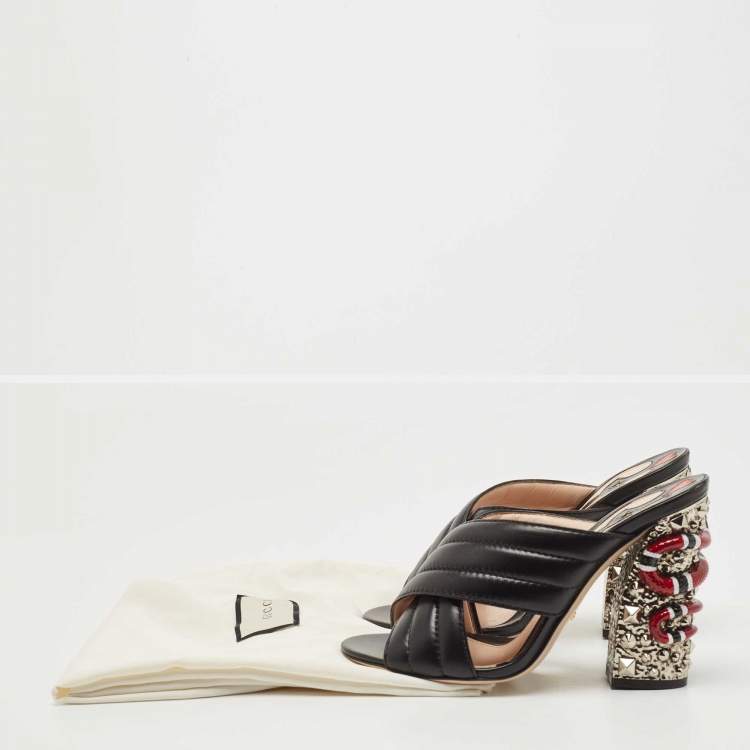 Pre Owned Gucci Black Leather Webby Slide Sandals Size 38.5