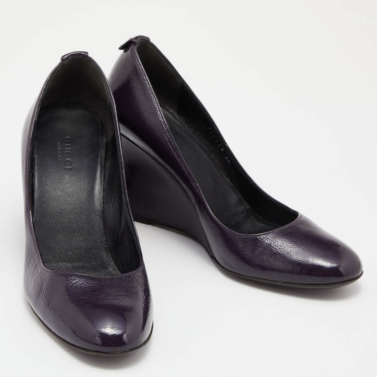 Pre Owned Gucci Purple Patent Leather Wedge Round Toe Pumps Size 36