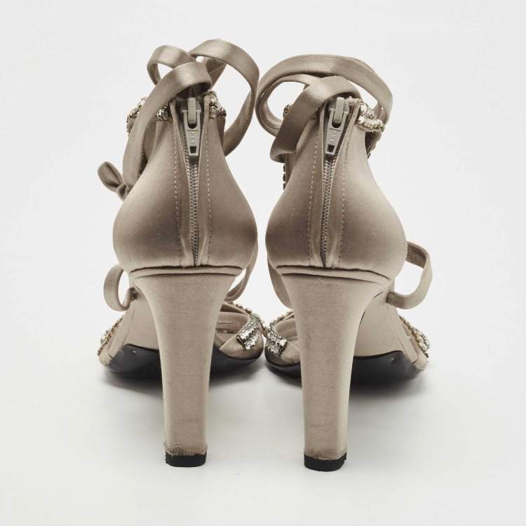 Pre Owned Gucci Grey Satin Crystal Embellished Ankle Wrap Sandals Size 37.5