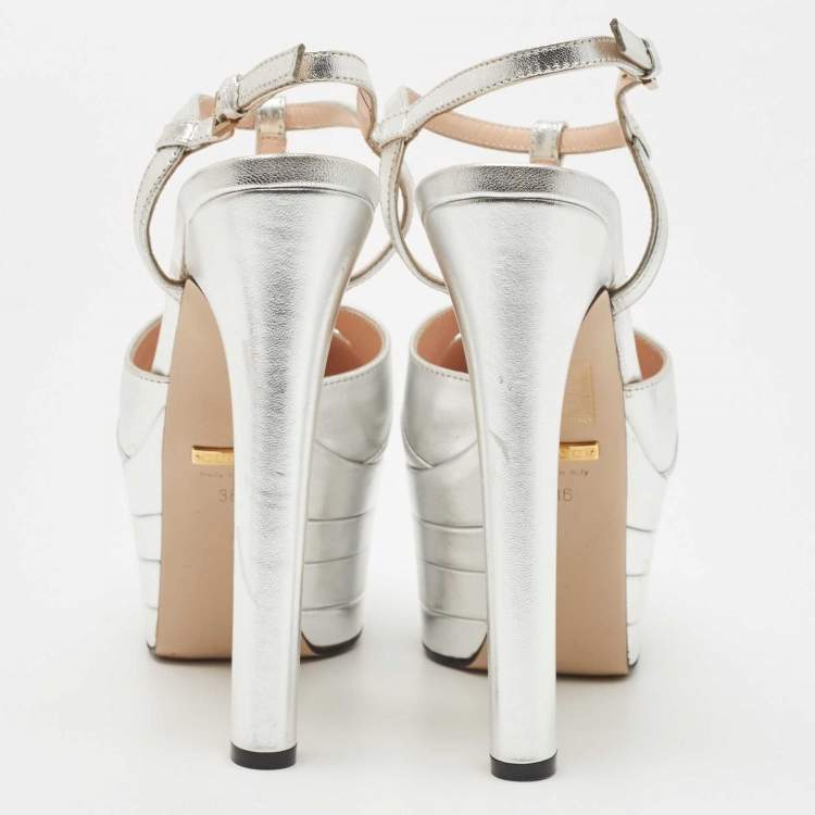 Pre Owned Gucci Silver Leather Angel Pumps Size 36