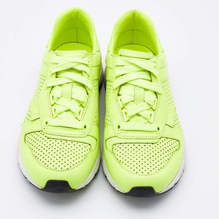 Pre Owned Gucci Neon Green Perforated Leather Lace Up Sneakers Size 38