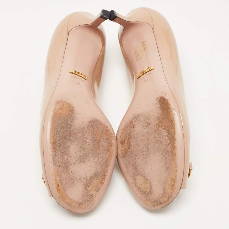 Pre Owned Gucci Beige Patent Leather Jolene Horsebit Peep Toe Pumps Size 38
