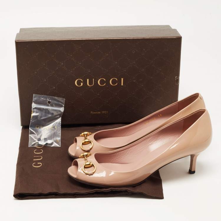 Pre Owned Gucci Beige Patent Leather Jolene Horsebit Peep Toe Pumps Size 38
