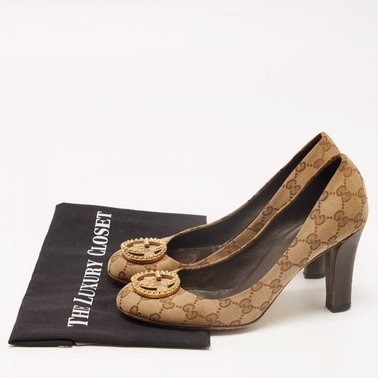 Pre Owned Gucci Beige/Brown GG Canvas Studded Interlocking G Pumps Size 39