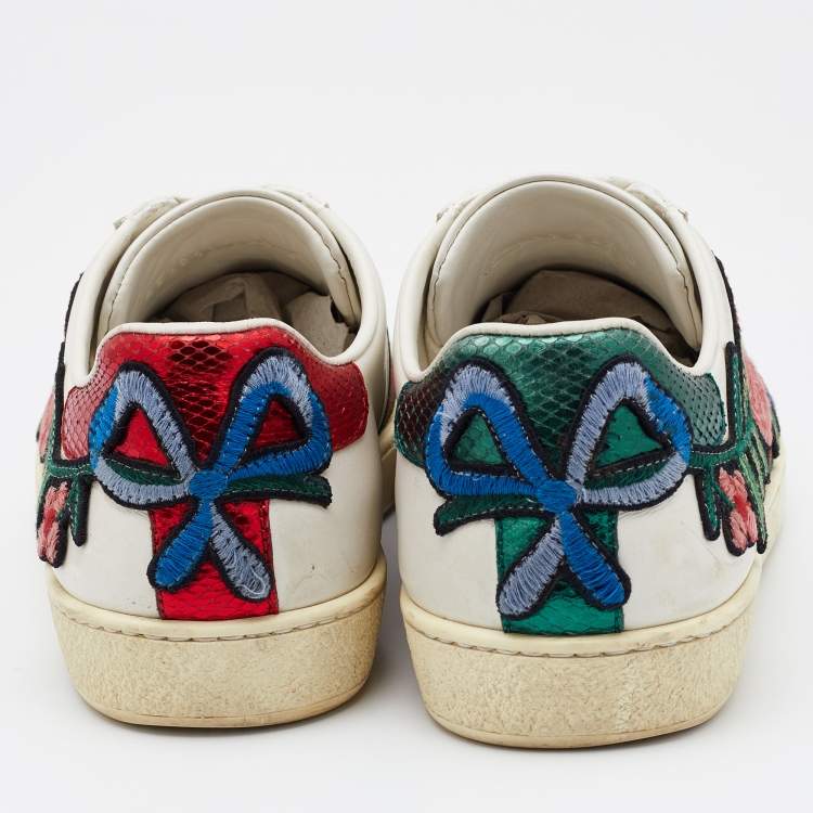 مملوكة مسبقًا Gucci White Floral Embroidered Leather Ace Low Top Sneakers Size 36.5