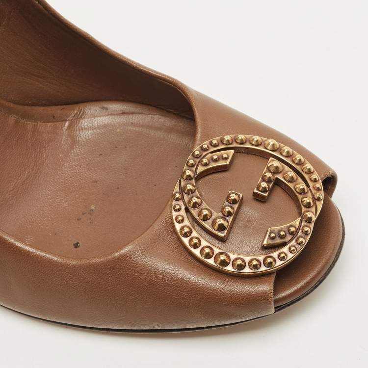 Pre Owned Gucci Brown Leather GG Peep Toe  Pumps Size 41