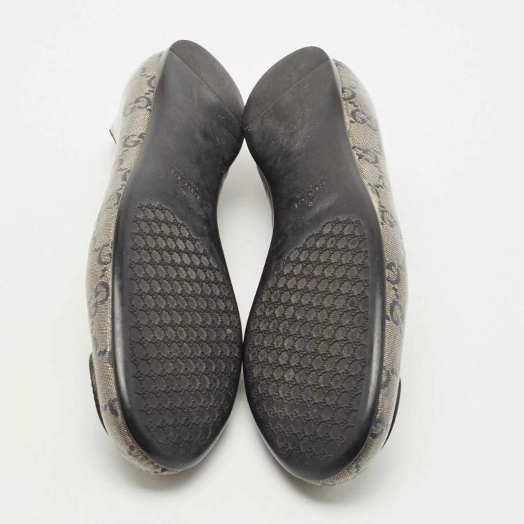 Pre Owned Gucci Grey Coated Canvas GG Ballet Flats Size 36