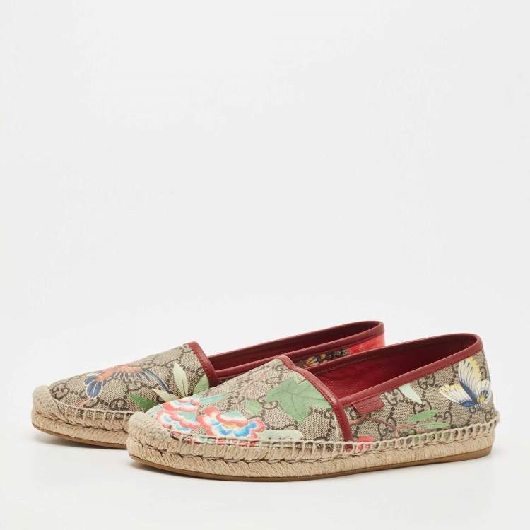 Pre Owned Gucci Beige Flora Print Coated Canvas and Leather Slip On Espadrilles Size 39