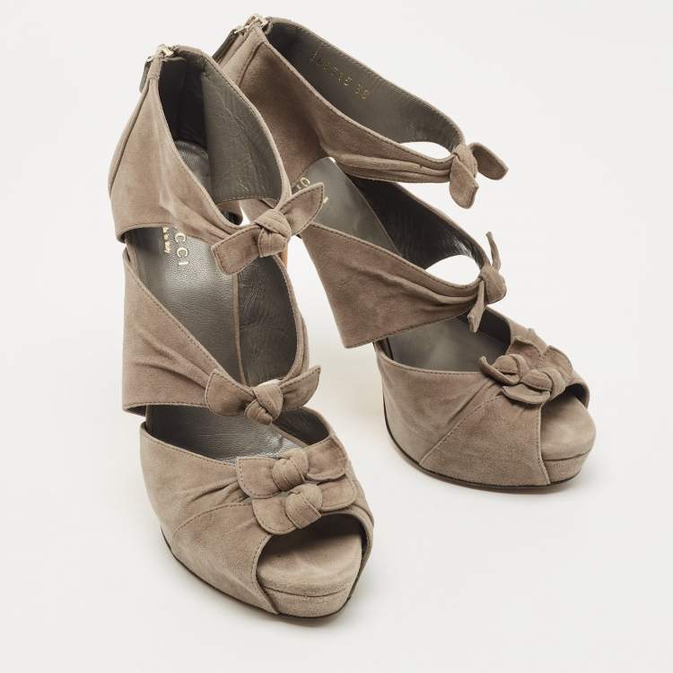 Pre Owned Gucci Grey Suede Bow Ankle Strap Sandals Size 38