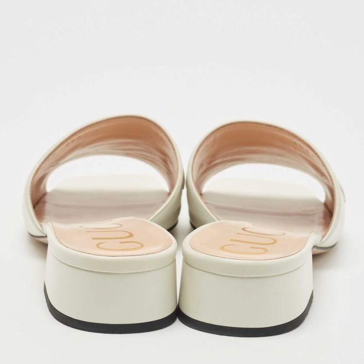 Pre Owned Gucci Cream Leather Zumi Interlocking G Horsebit Slides Size 37