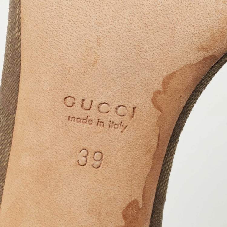 Pre Owned Gucci Brown Leather and GG Canvas Slides Size 39