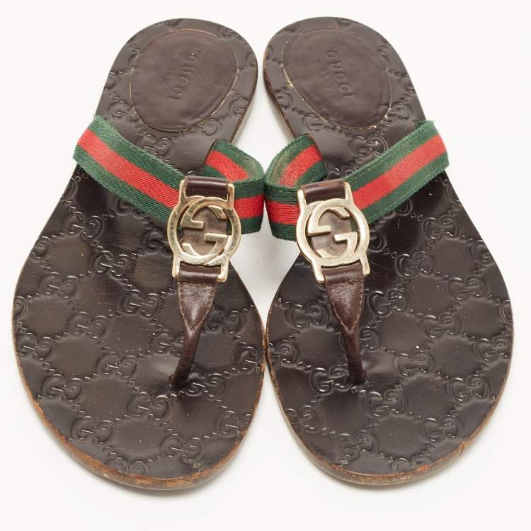 مملوكة مسبقًا Gucci Tricolor Leather and Canvas Web Interlocking G Thong Flats Size 37.5