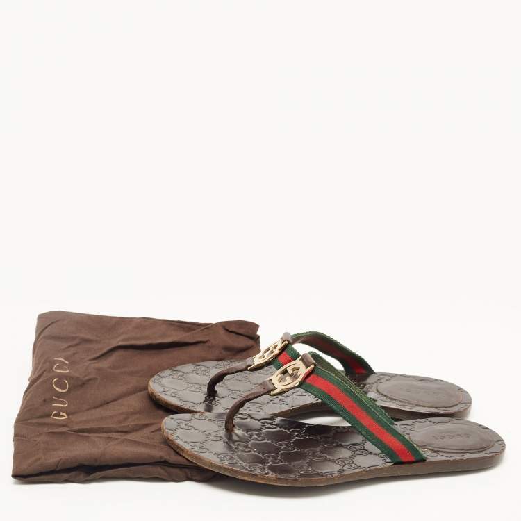 مملوكة مسبقًا Gucci Tricolor Leather and Canvas Web Interlocking G Thong Flats Size 37.5