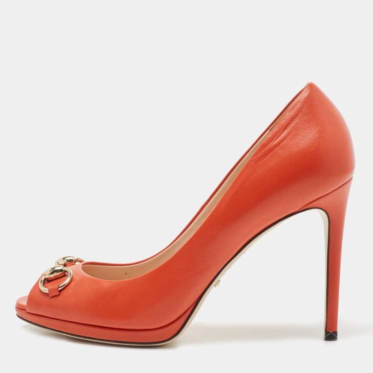 Pre Owned Gucci Orange Leather Hollywood Horsebit Peep Toe  Pumps Size 37