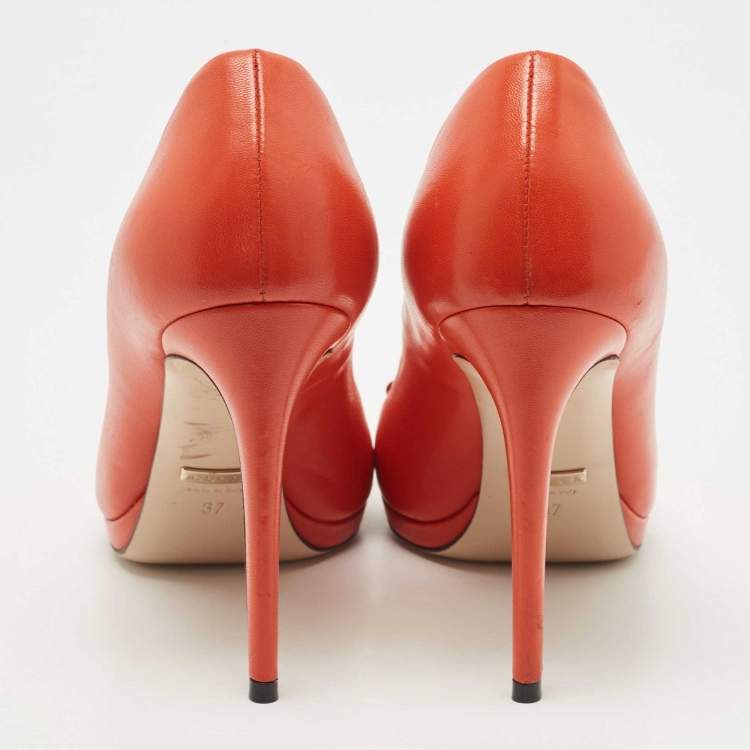 Pre Owned Gucci Orange Leather Hollywood Horsebit Peep Toe  Pumps Size 37