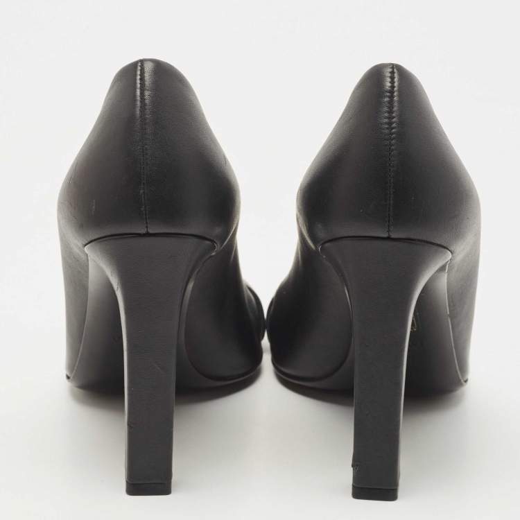 Pre Owned Gucci Black Leather GG Interlocking Pumps Size 38.5