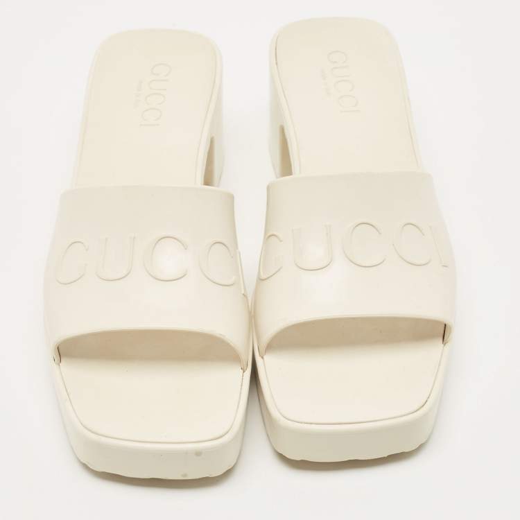 Pre Owned Gucci White Rubber Slide Sandals Size 36