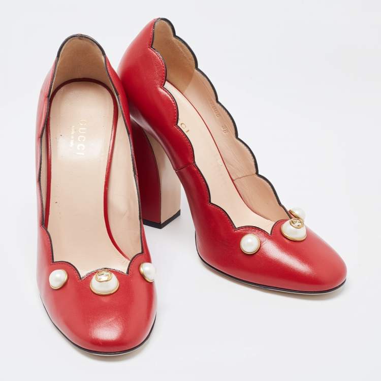 Pre Owned Gucci Red Leather Scalloped Willow Pearl Embellished Block Heel Pumps Size 38