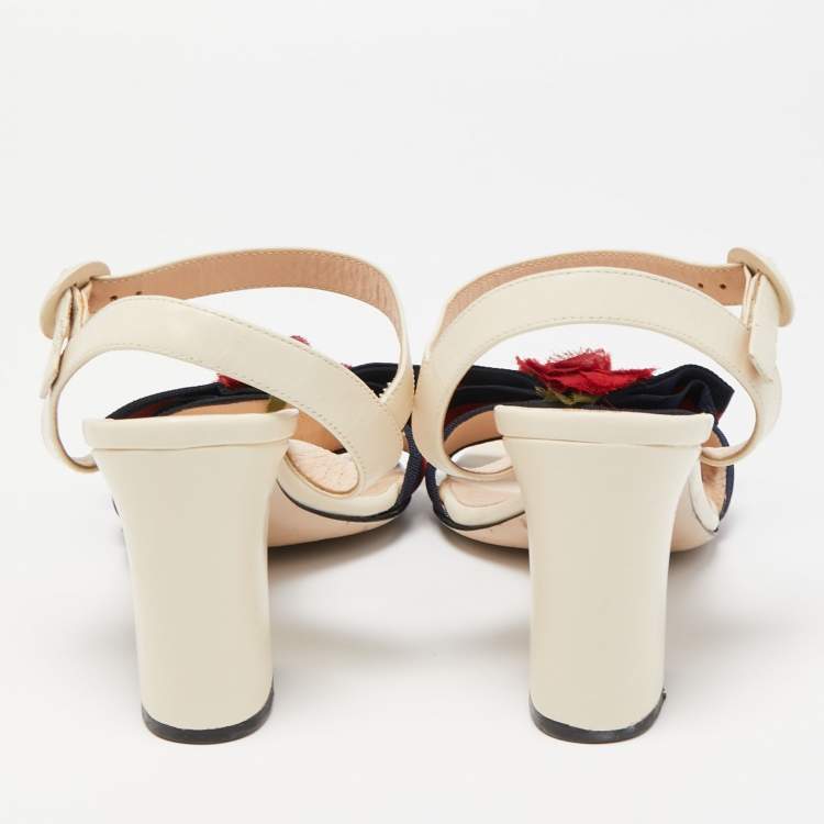 Pre Owned Gucci Cream Leather and Canvas Bow Flower Ankle Strap Sandals Size 38.5