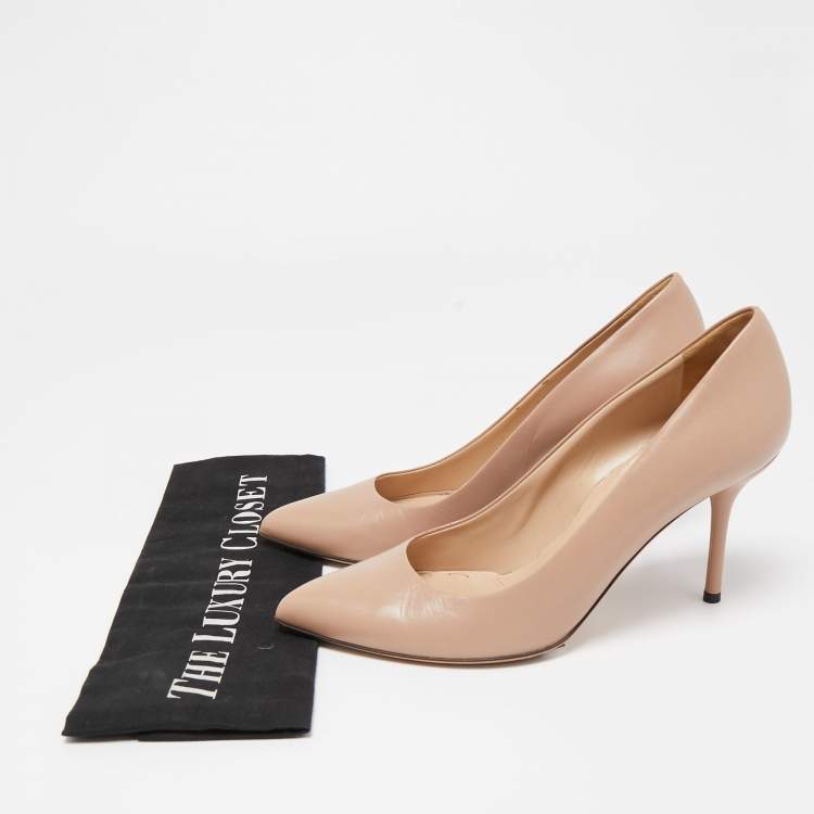 Pre Owned Gucci Beige Leather Pointed Toe Pumps Size 37