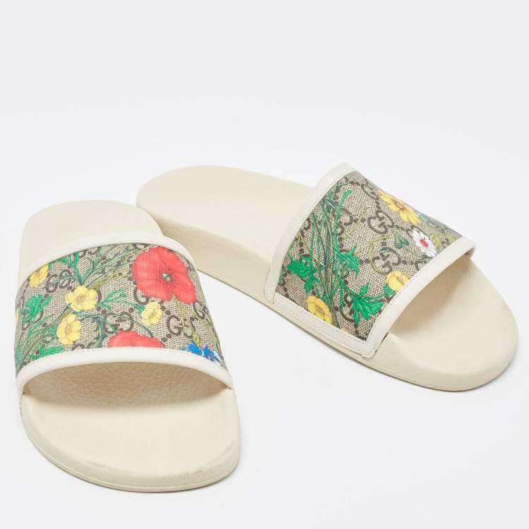 Pre Owned Gucci Cream/Brown GG Supreme Canvas Blooms Flat Slides Size 37